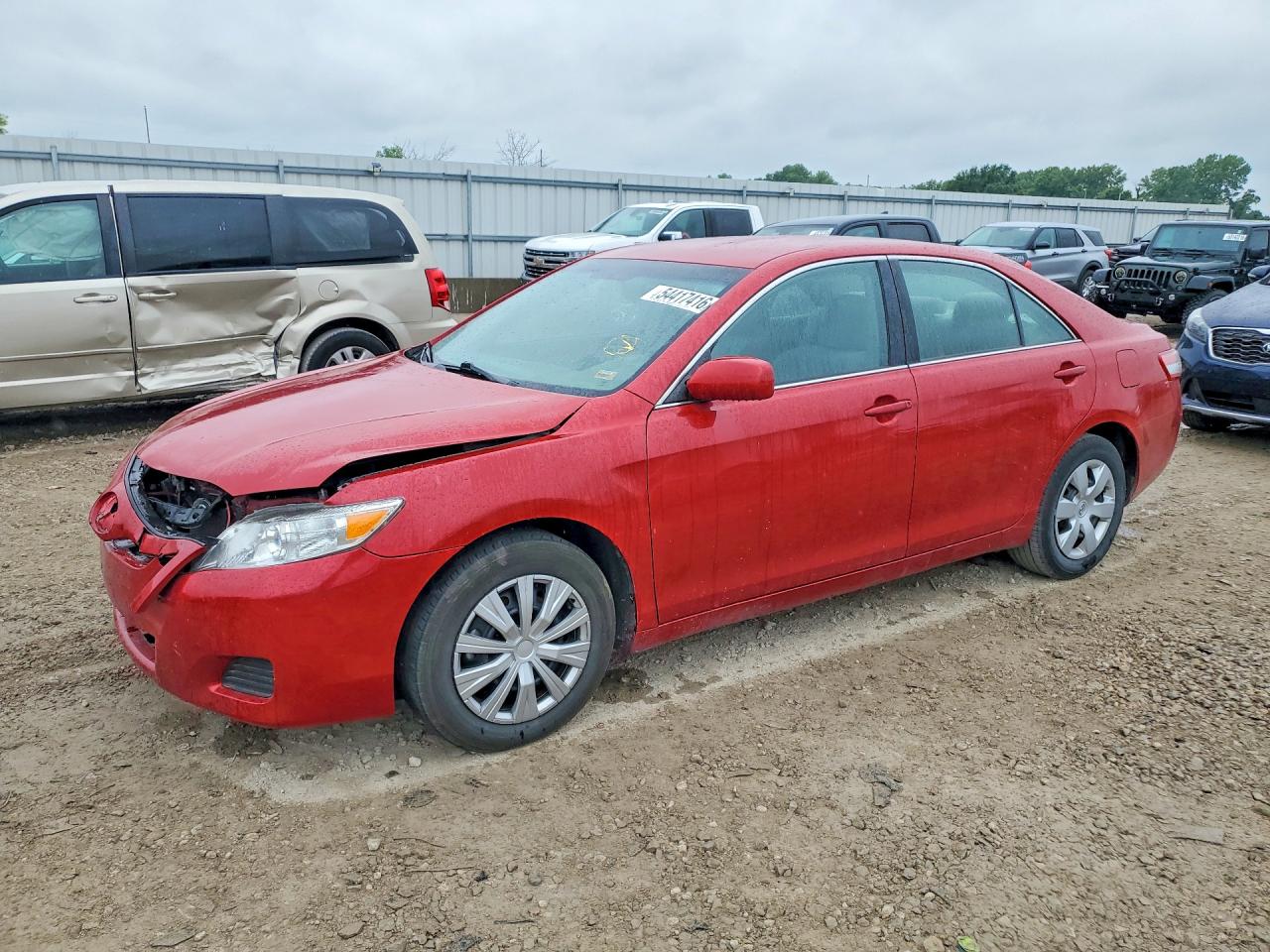 Salvage Toyota Camry Image