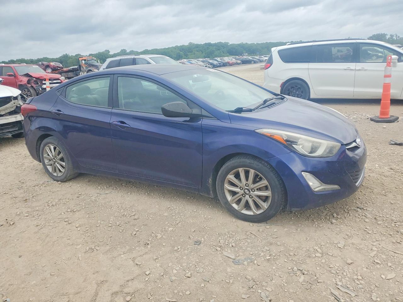Hyundai ELANTRA Se