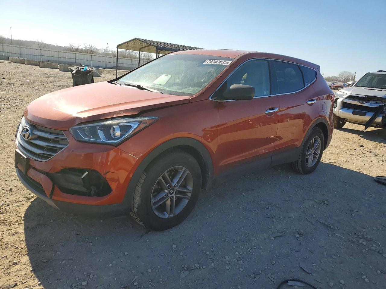 Salvage Hyundai SANTA FE Image