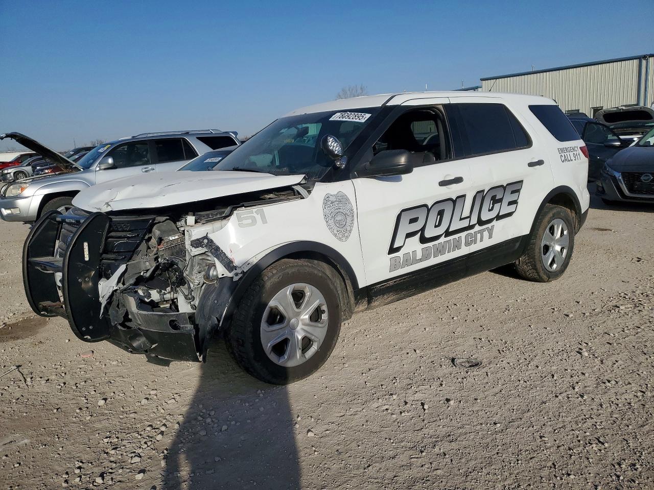 Salvage Ford Explorer Image