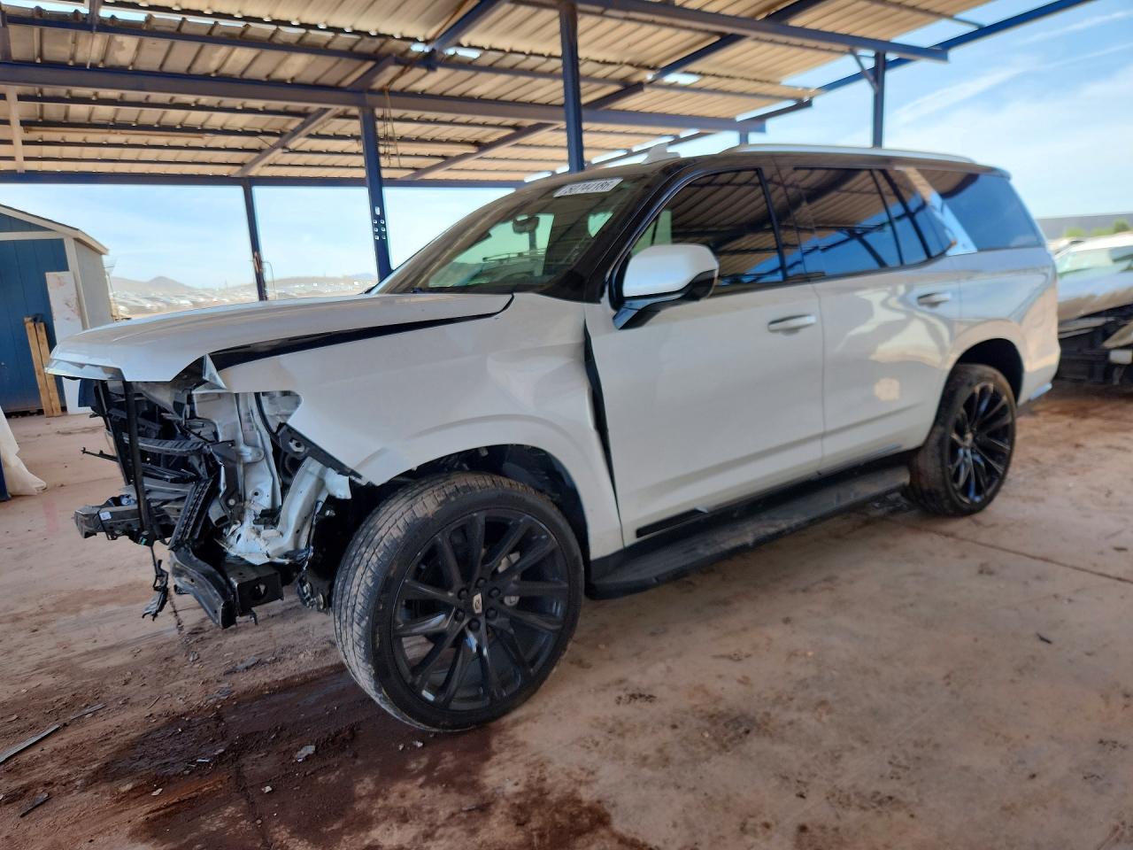 Salvage Cadillac Escalade Image