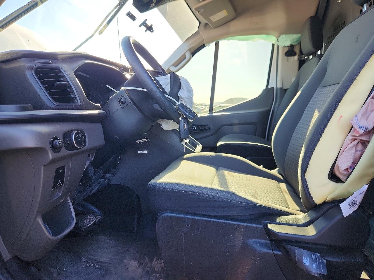 Ford Transit T-250