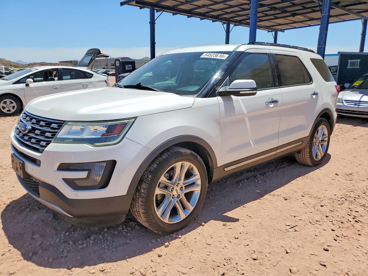 Salvage Ford Explorer Image