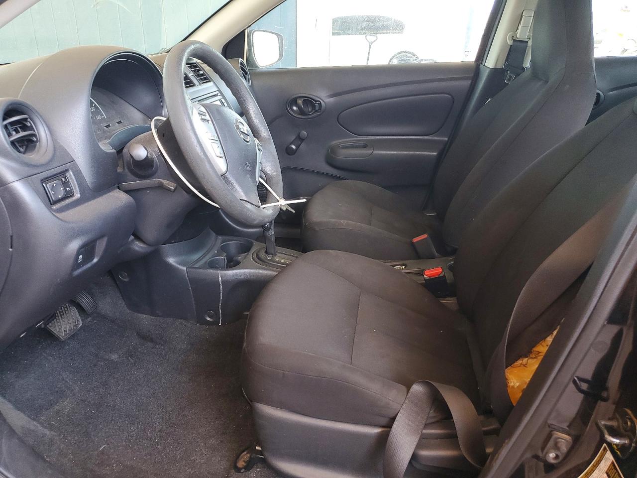 Nissan Versa 1.6 S Plus