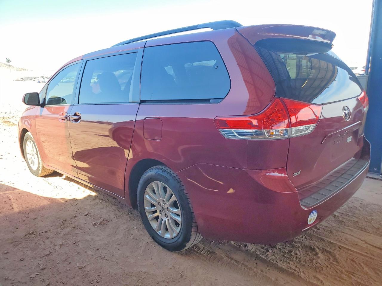 Toyota Sienna Xle 8-passenger