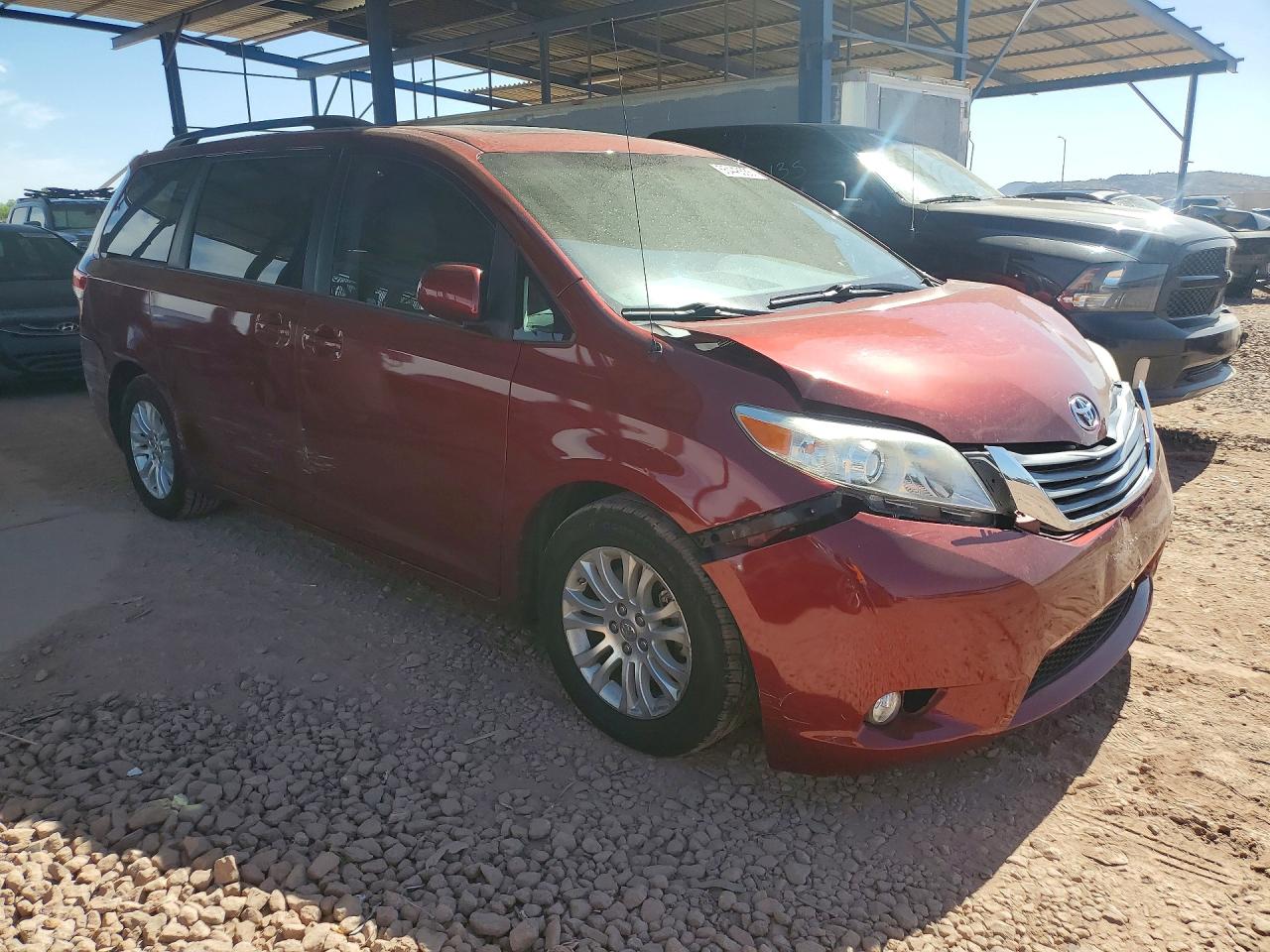 Toyota Sienna Xle 8-passenger