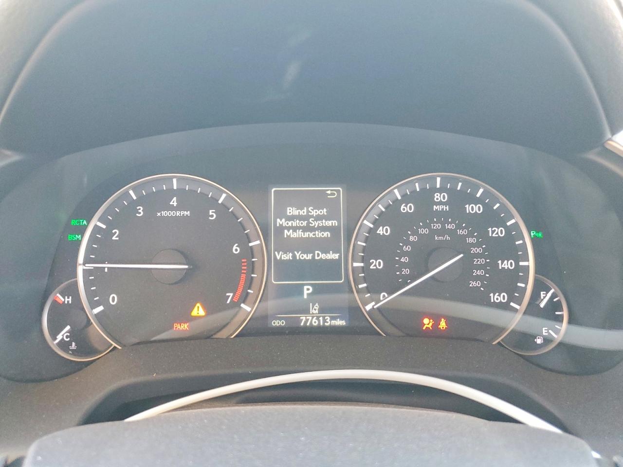 Lexus RX Base