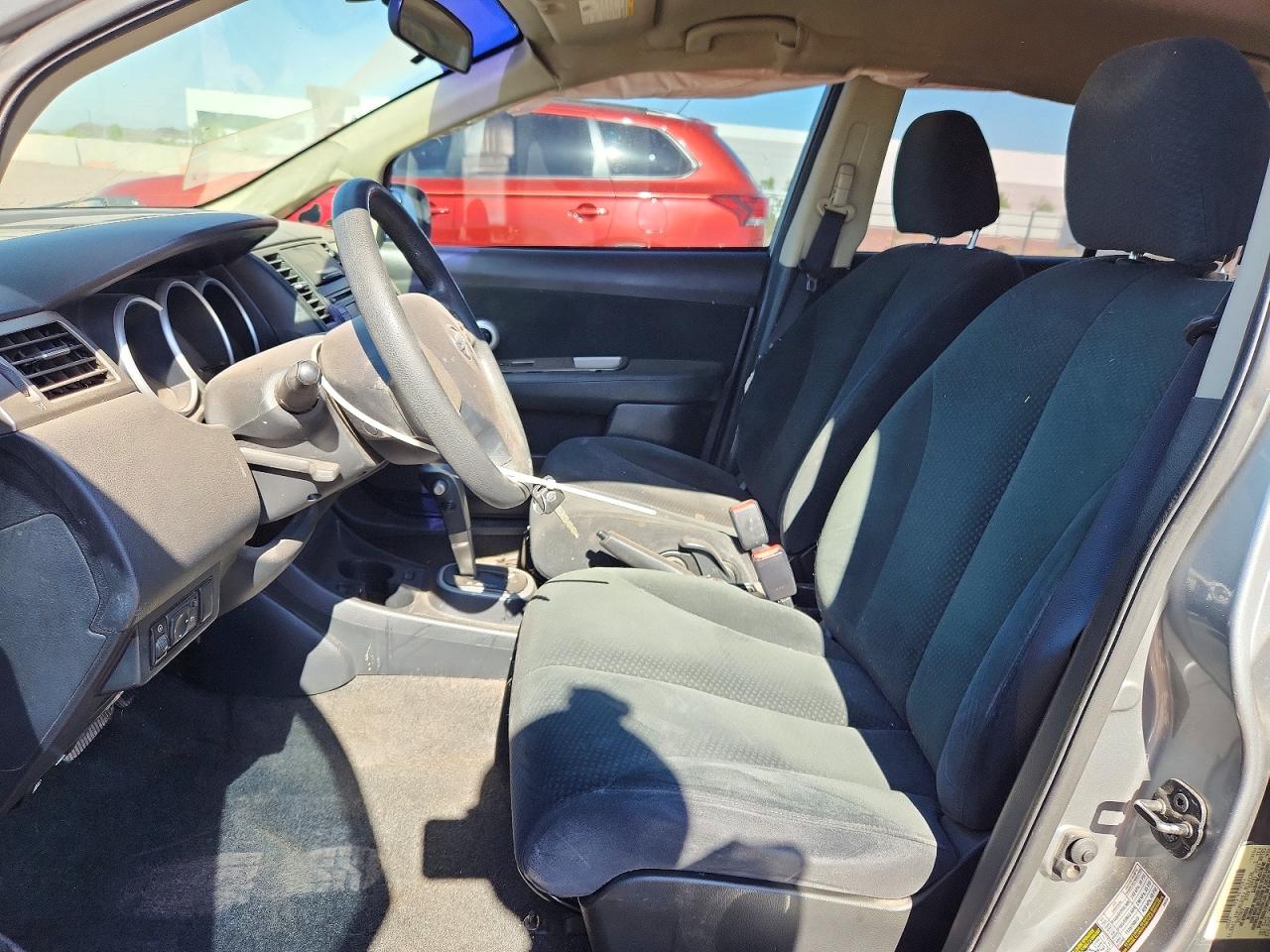 Nissan Versa 1.8 S