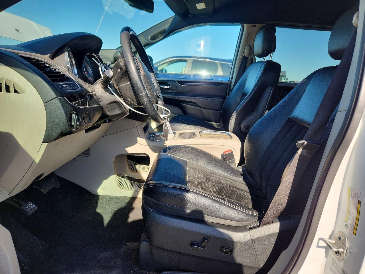 Dodge Caravan Sxt