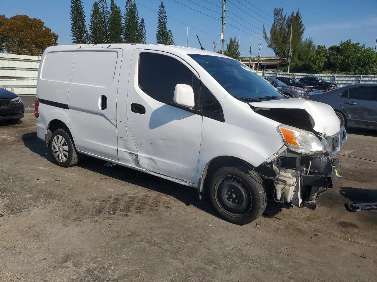 Nissan Nv Sv