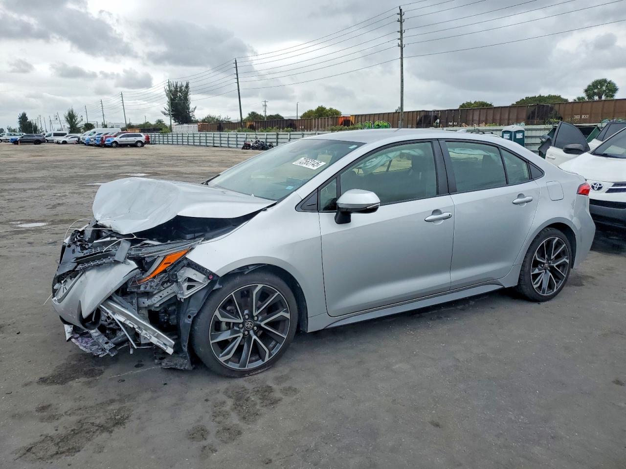 Salvage Toyota Corolla Image