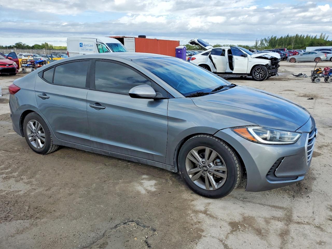 Hyundai ELANTRA Sel