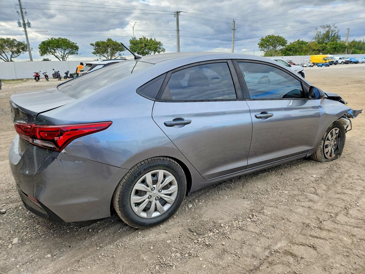 Hyundai ACCENT Se