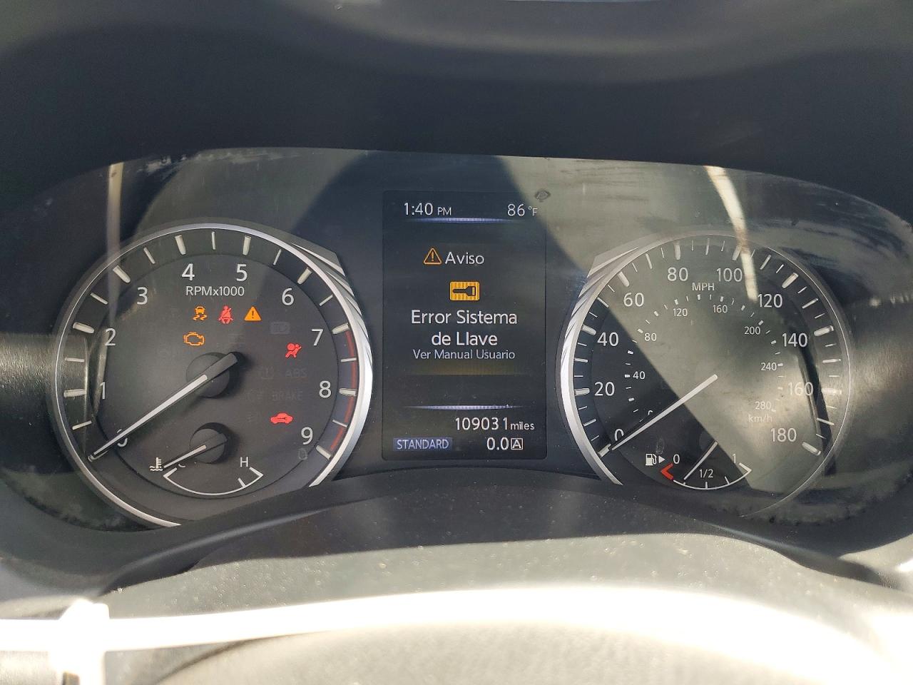 INFINITI Q50 Luxe