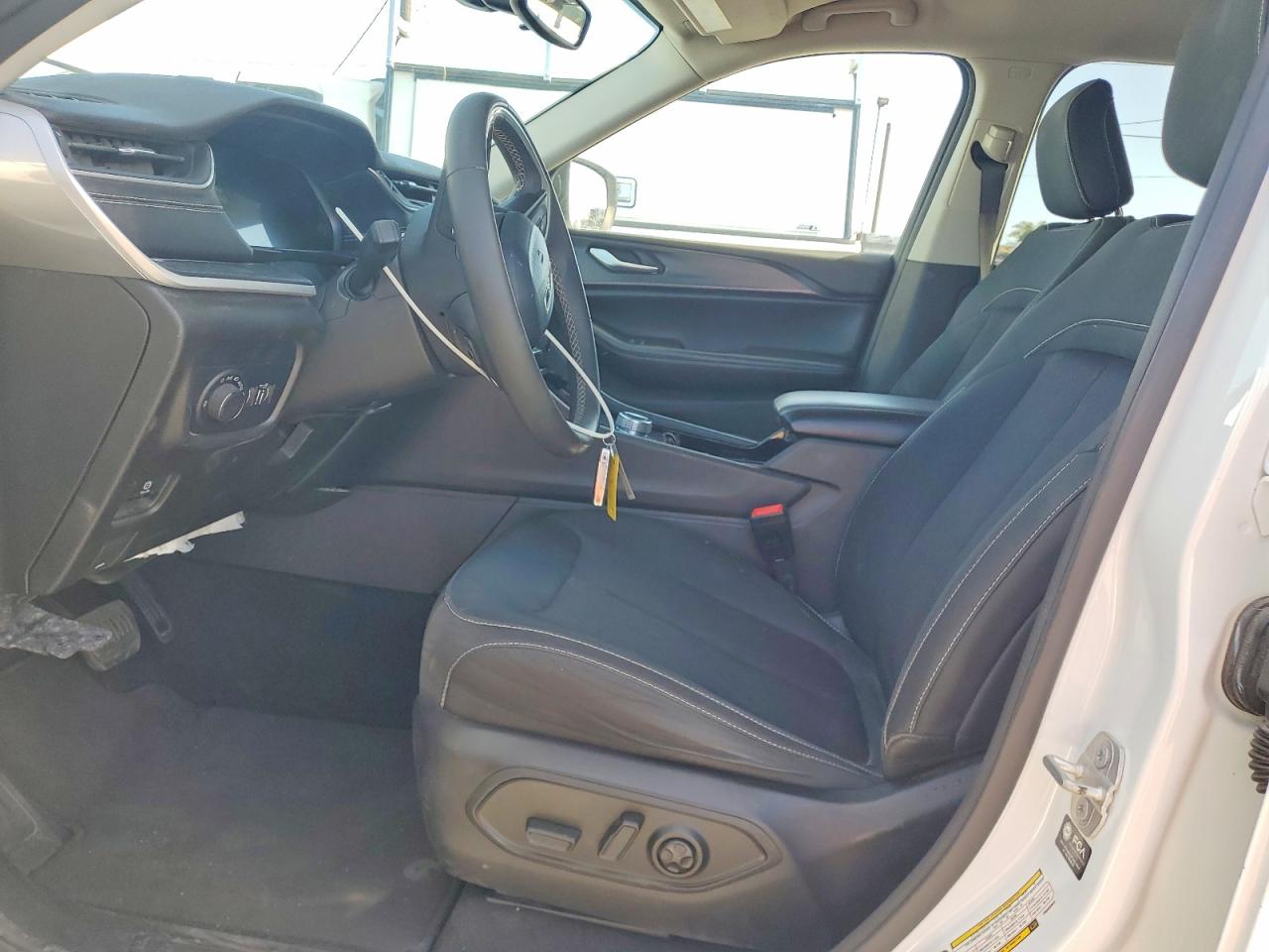 Jeep Cherokee L Laredo