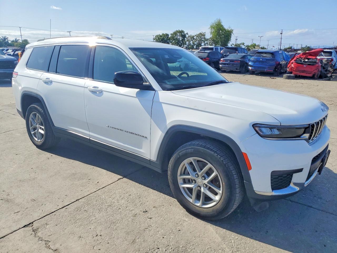 Jeep Cherokee L Laredo