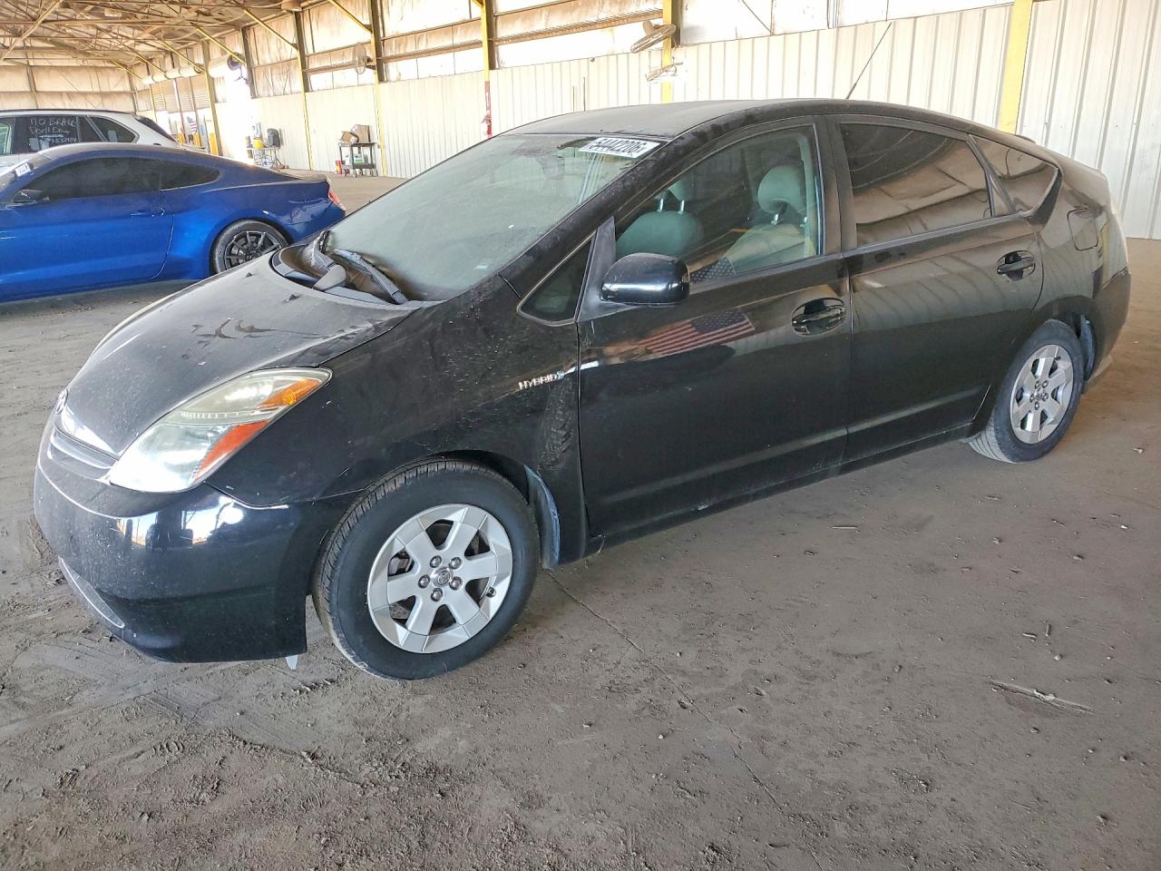 Salvage Toyota Prius Image