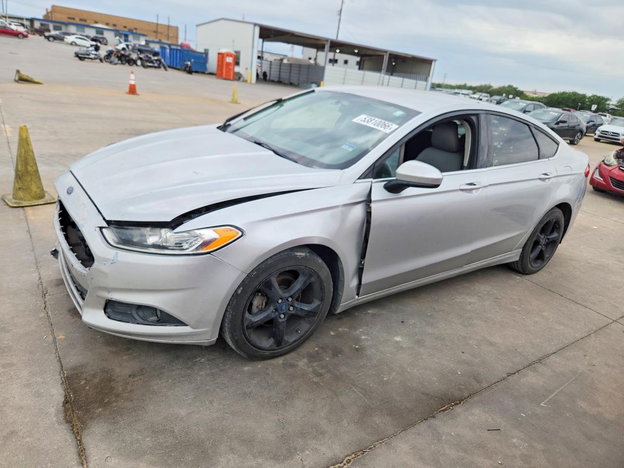 Salvage Ford Fusion Image