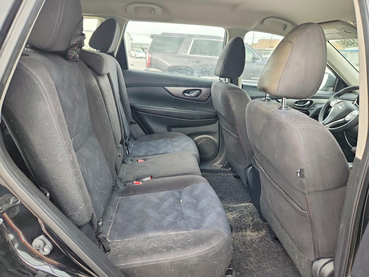 Nissan Rogue S