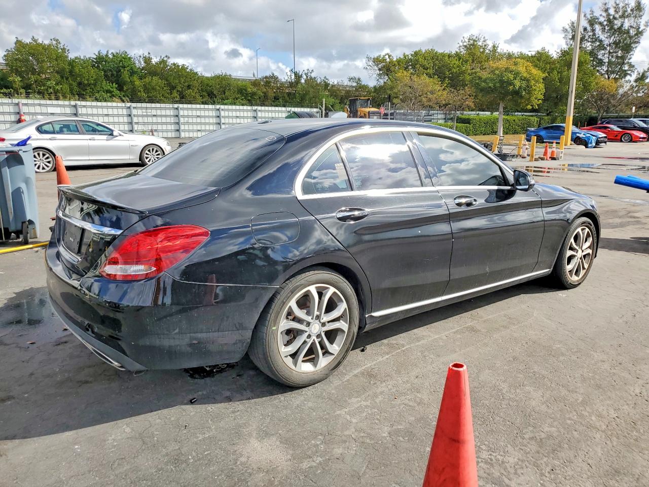 Mercedes-Benz C-Class 300
