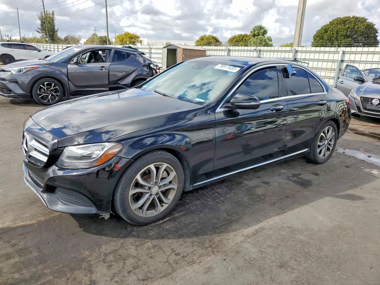 Salvage Mercedes-Benz C-Class Image