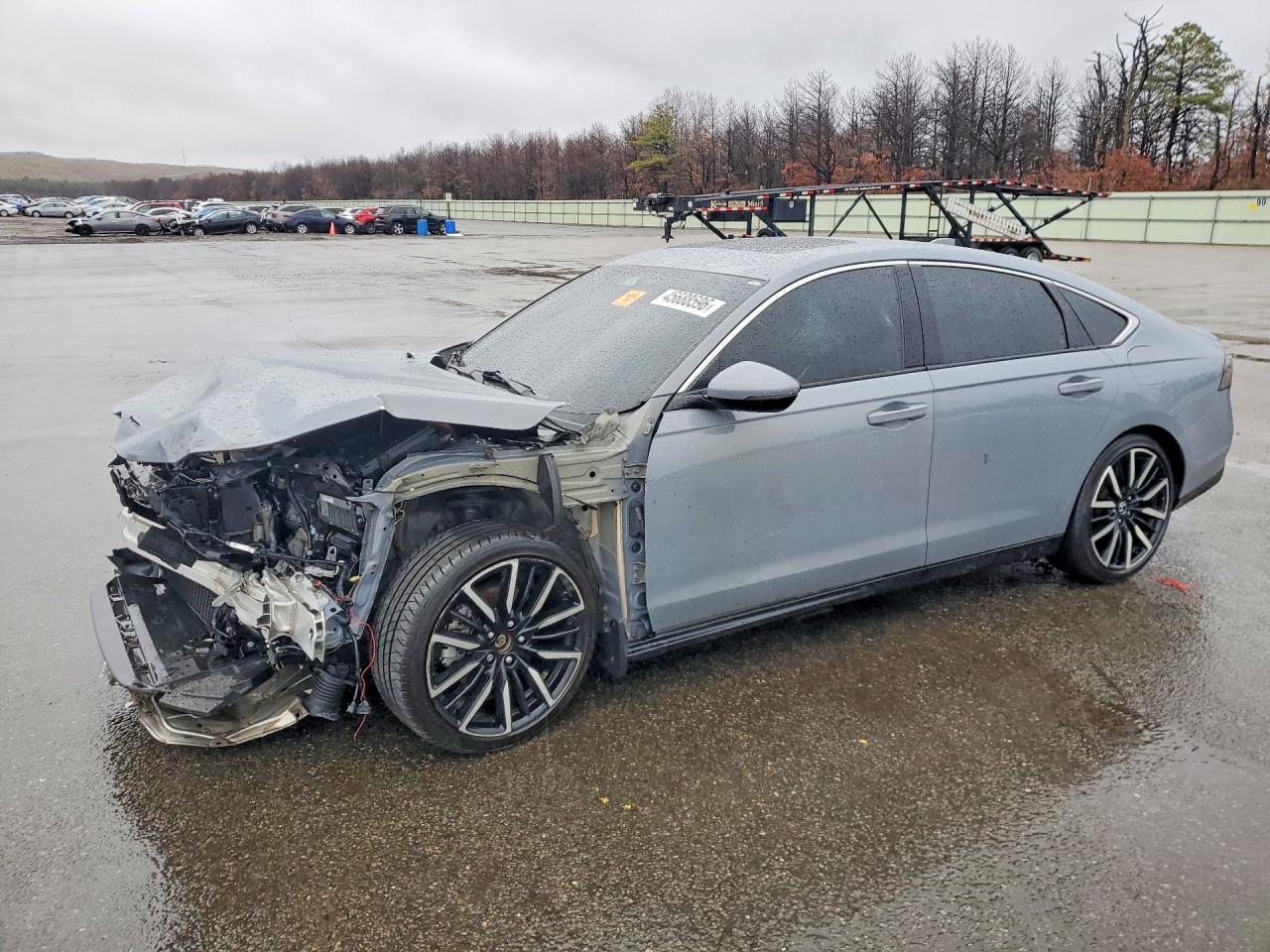 Salvage Honda Accord Image