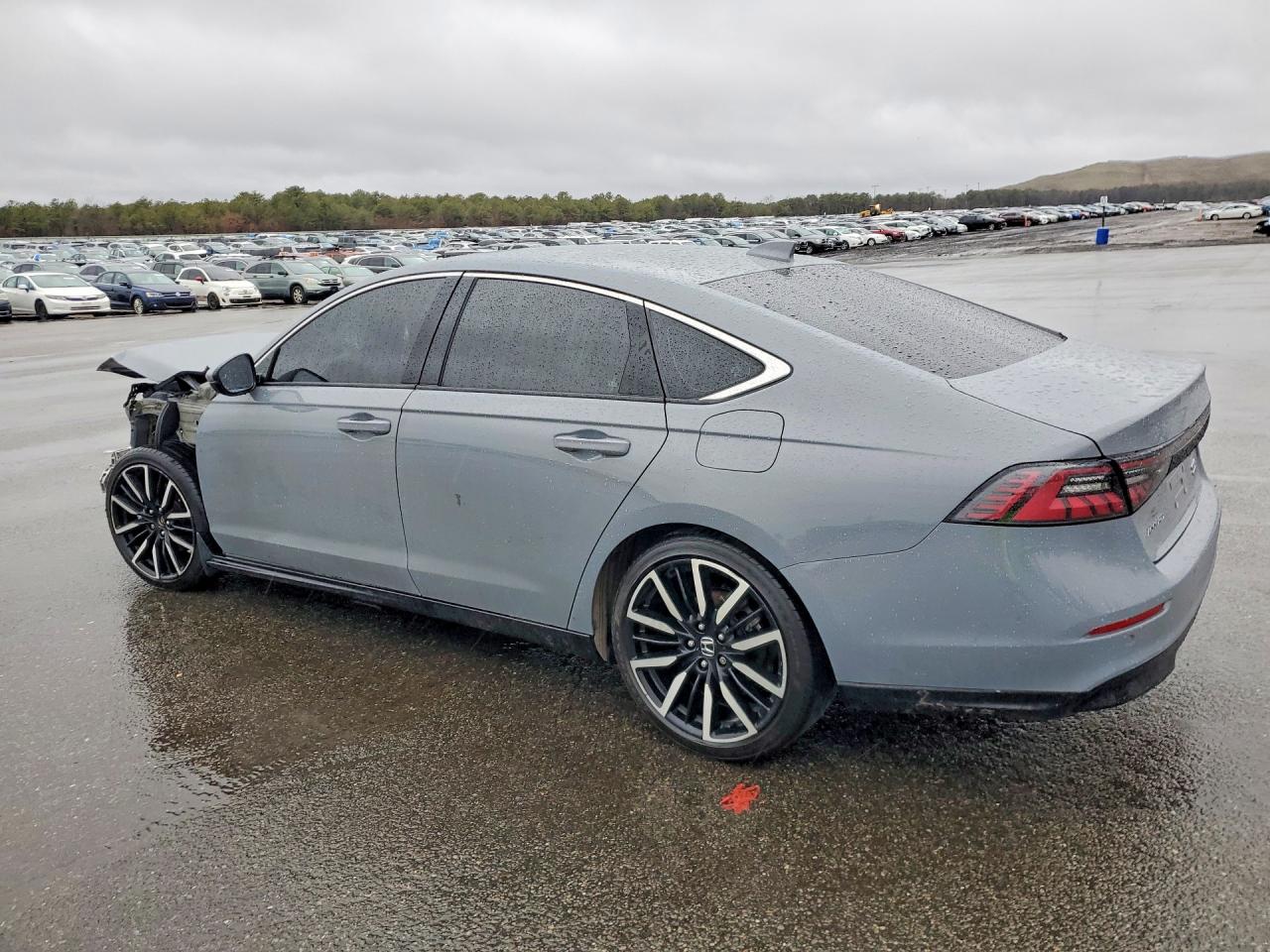 Honda Accord Touring Hybrid
