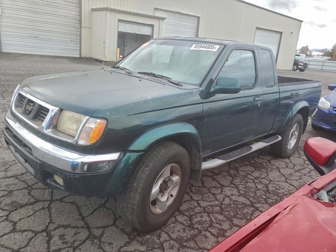Salvage Nissan Frontier Image