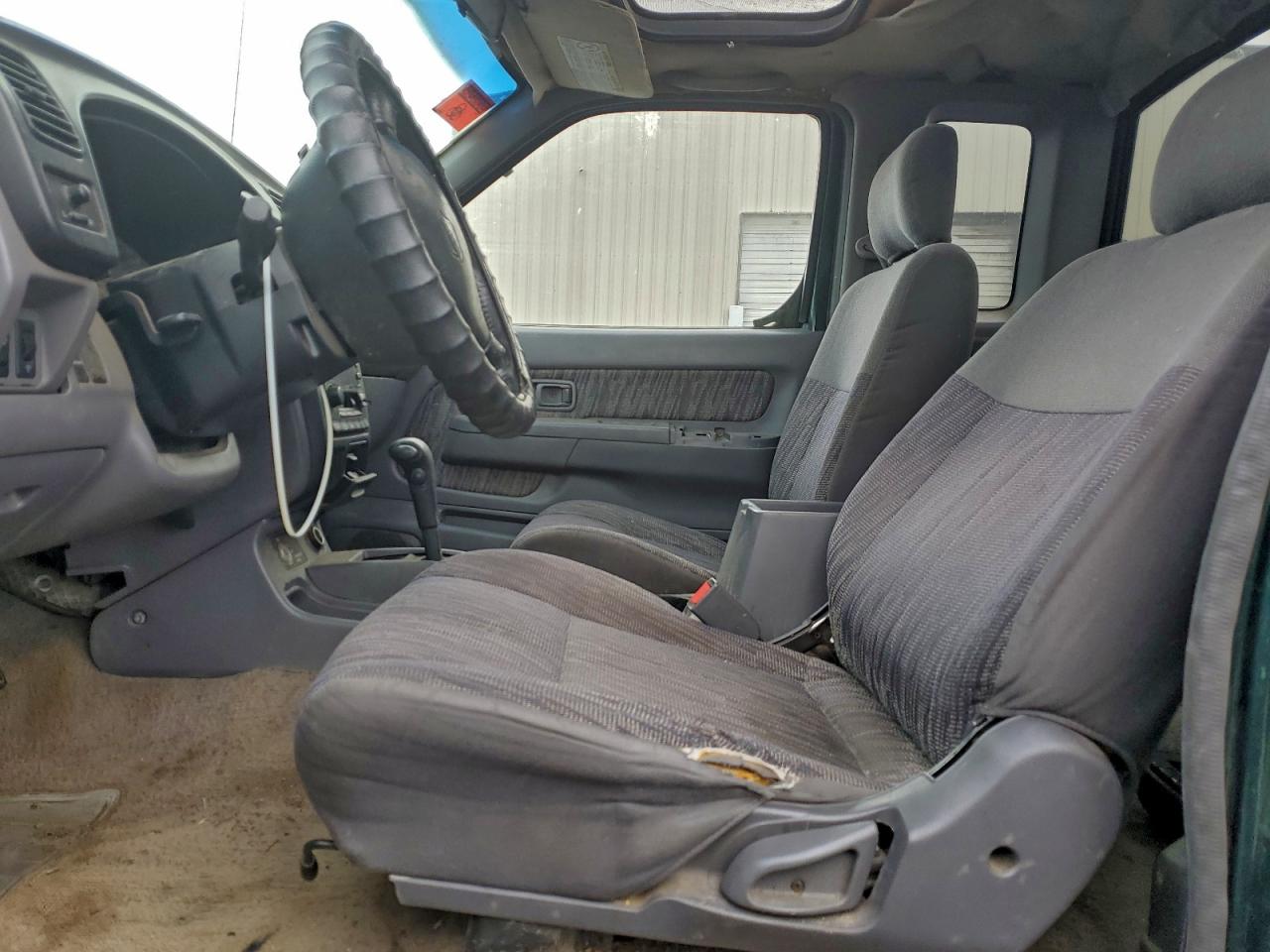 Nissan Frontier King Cab Xe