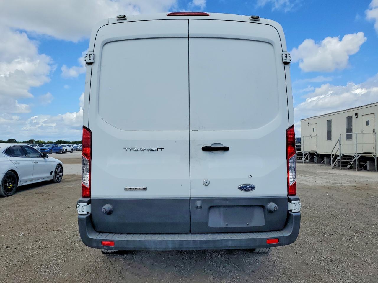 Ford Transit T-150
