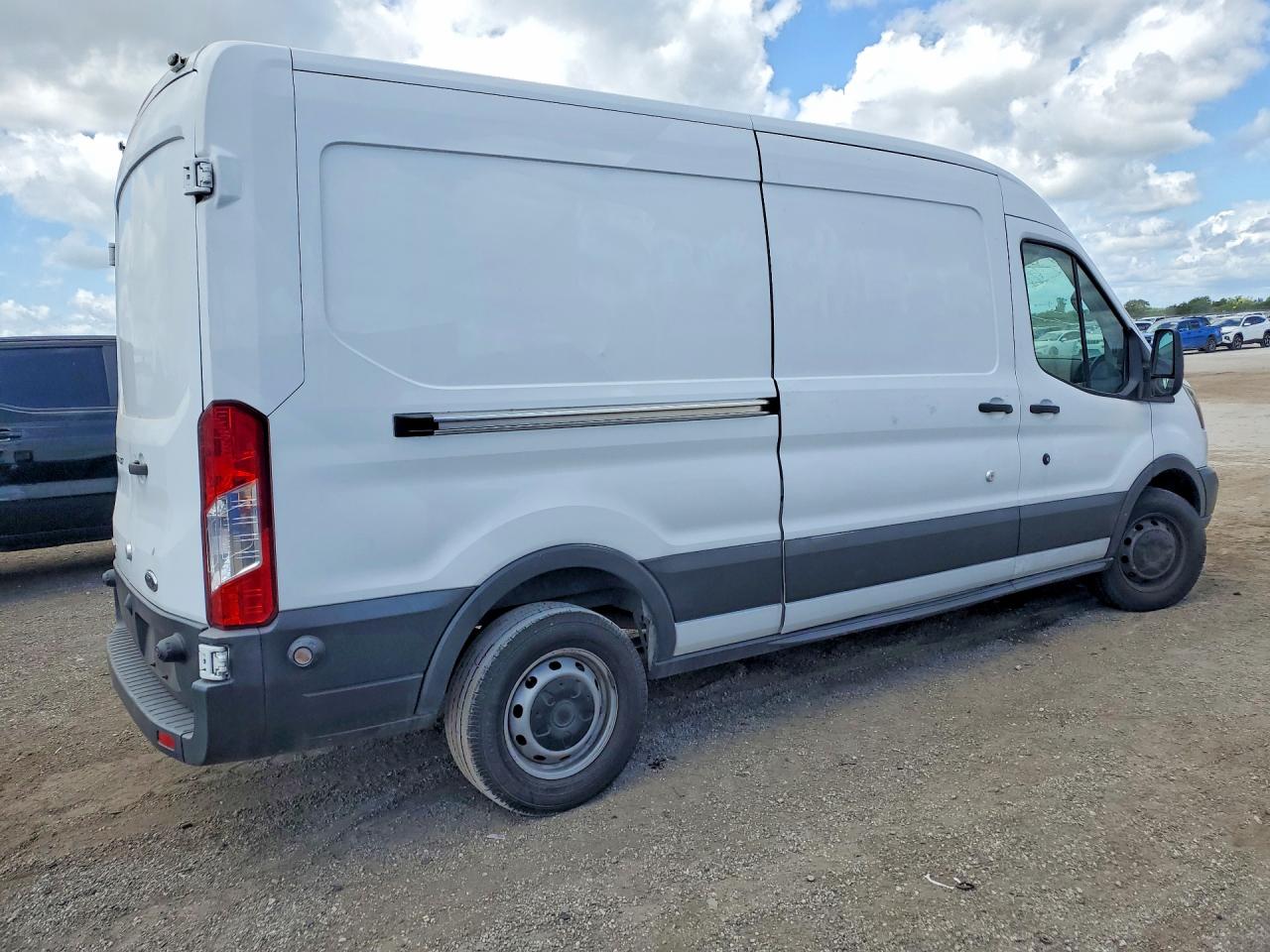 Ford Transit T-150