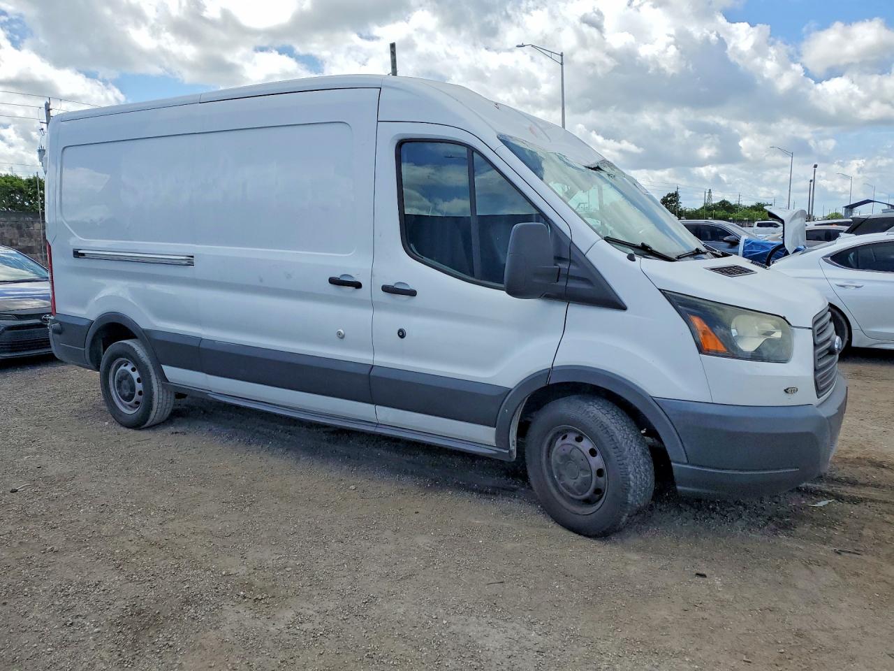Ford Transit T-150