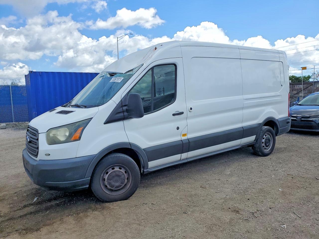 Salvage Ford Transit Image