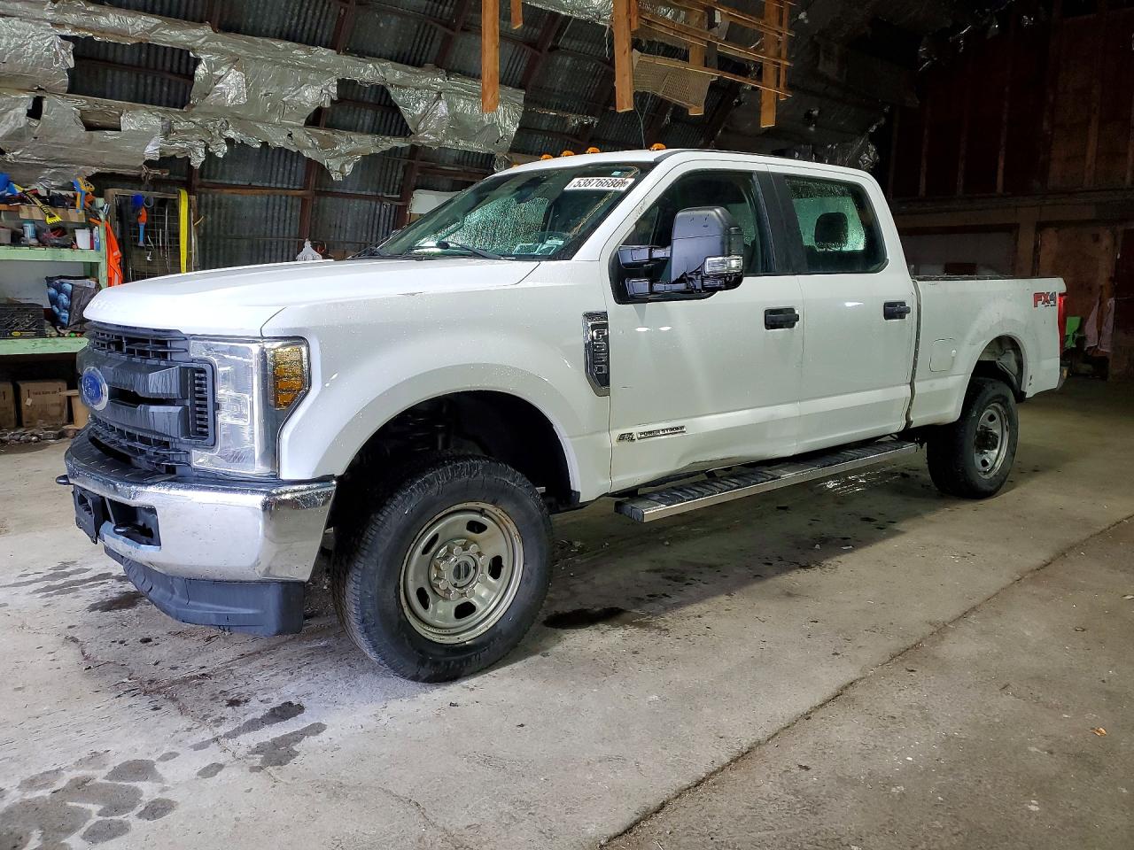 Salvage Ford F-350 Image