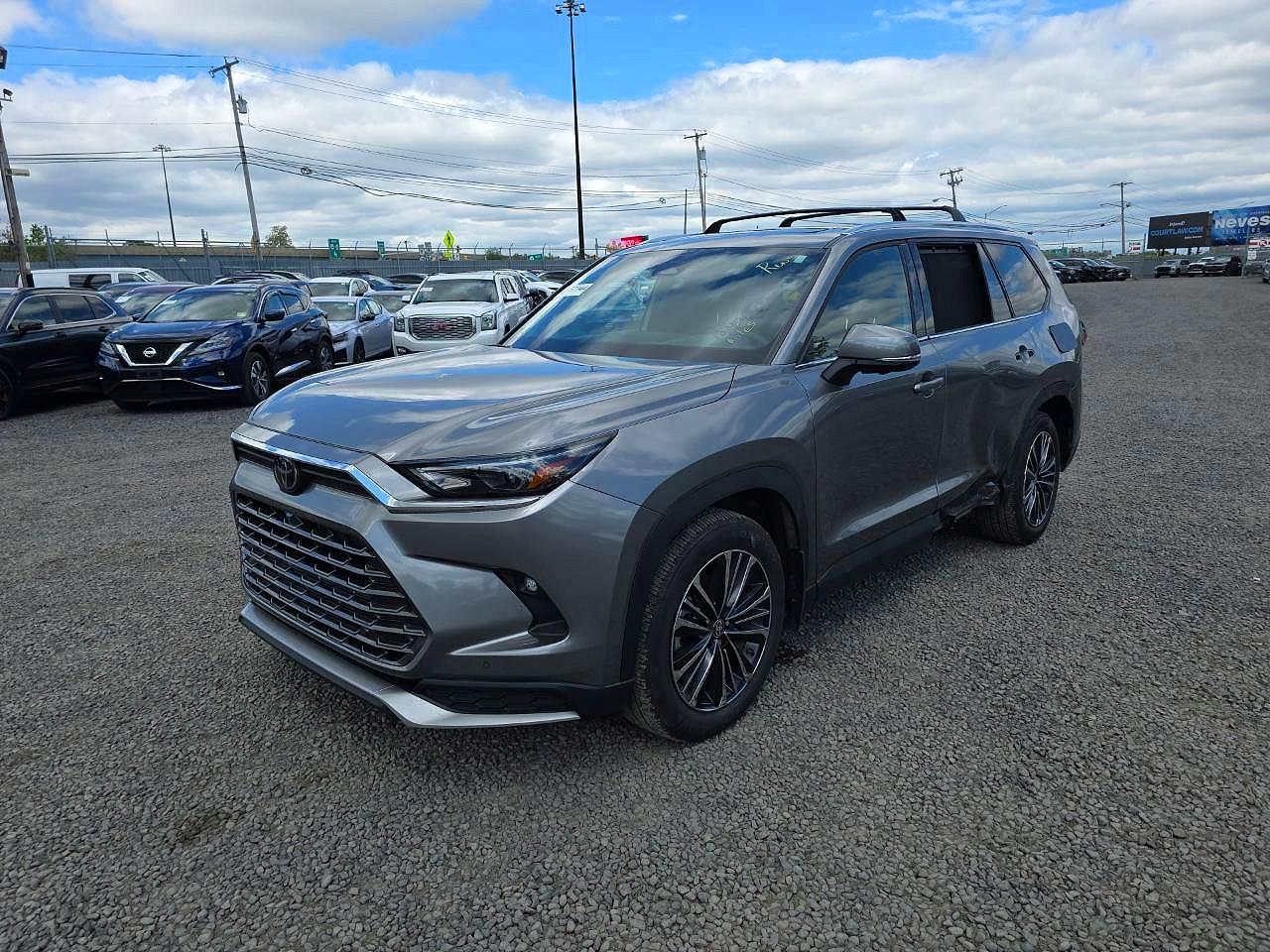 Salvage Toyota Grand Highlander Hybrid Image