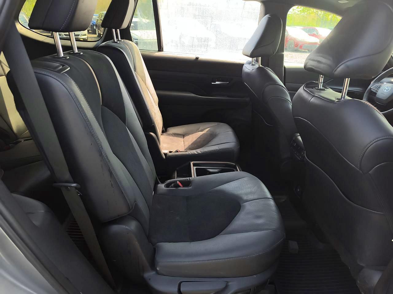 Toyota Grand Highlander Hybrid Max Platinum