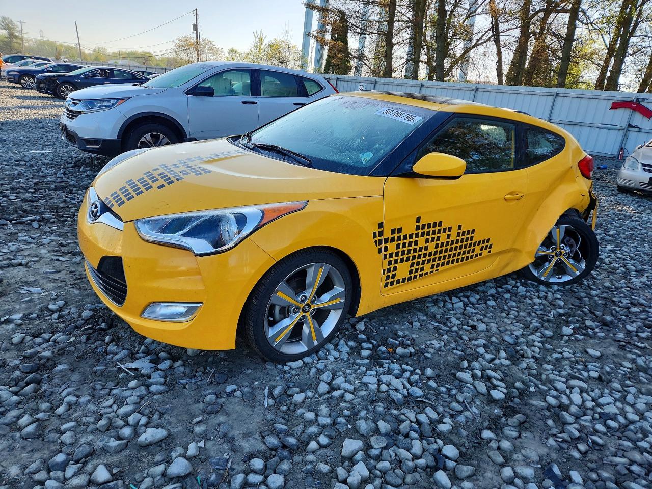 Salvage Hyundai VELOSTER Image