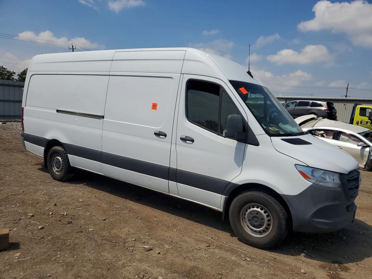 Mercedes-Benz Sprinter 2500