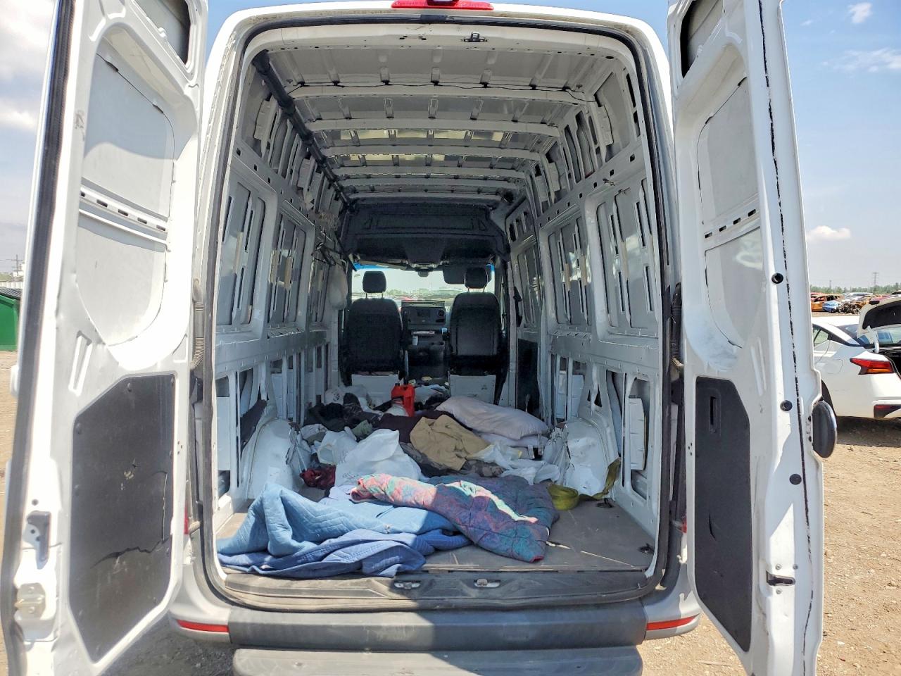 Mercedes-Benz Sprinter 2500