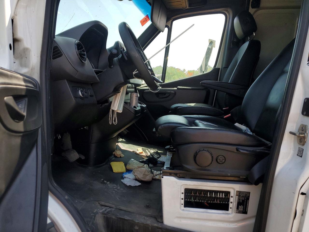Mercedes-Benz Sprinter 2500