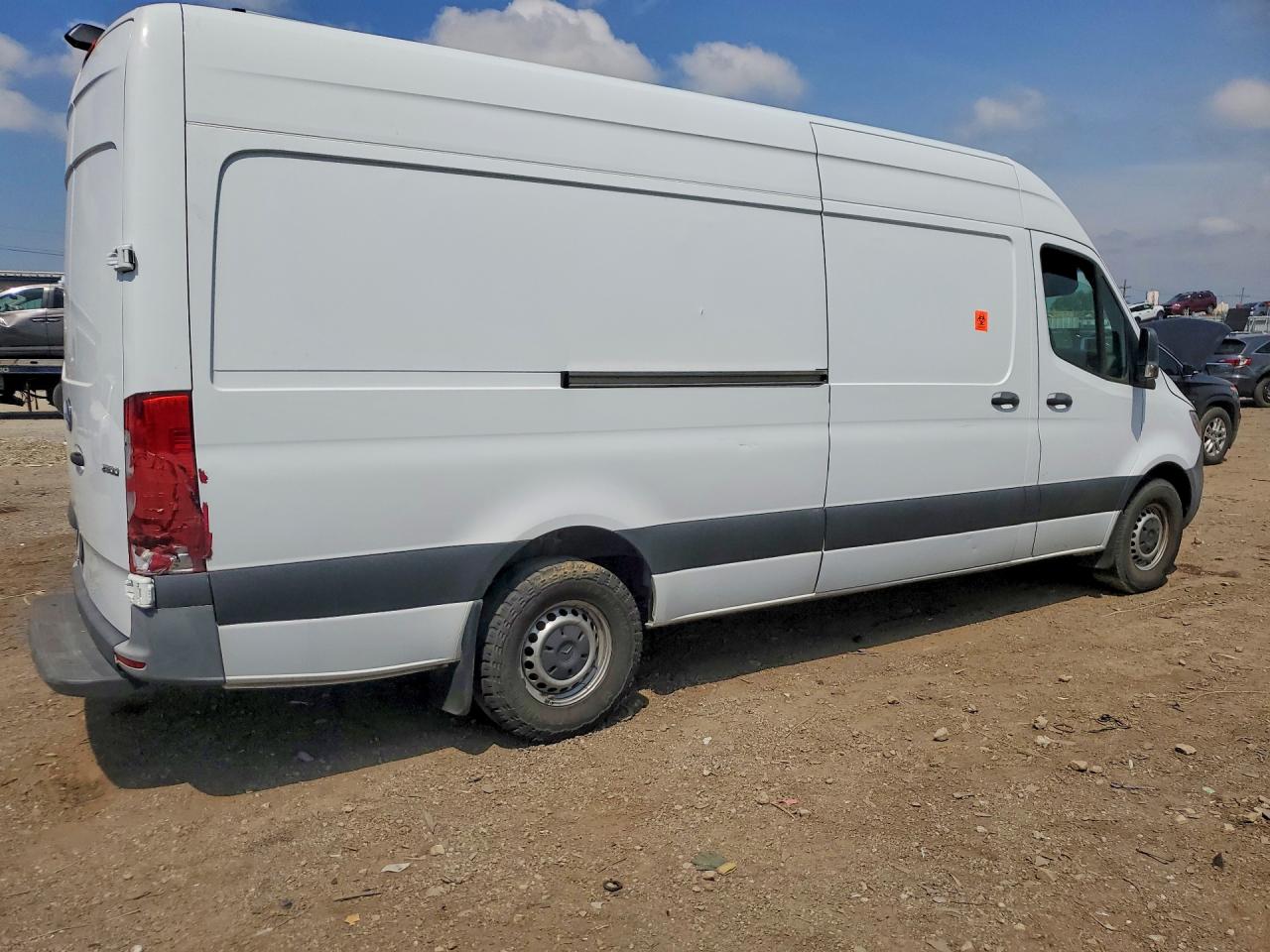 Mercedes-Benz Sprinter 2500