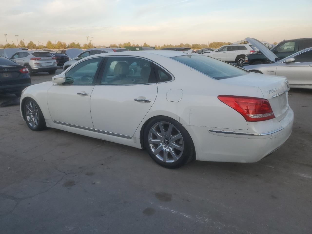 Hyundai Equus Signature