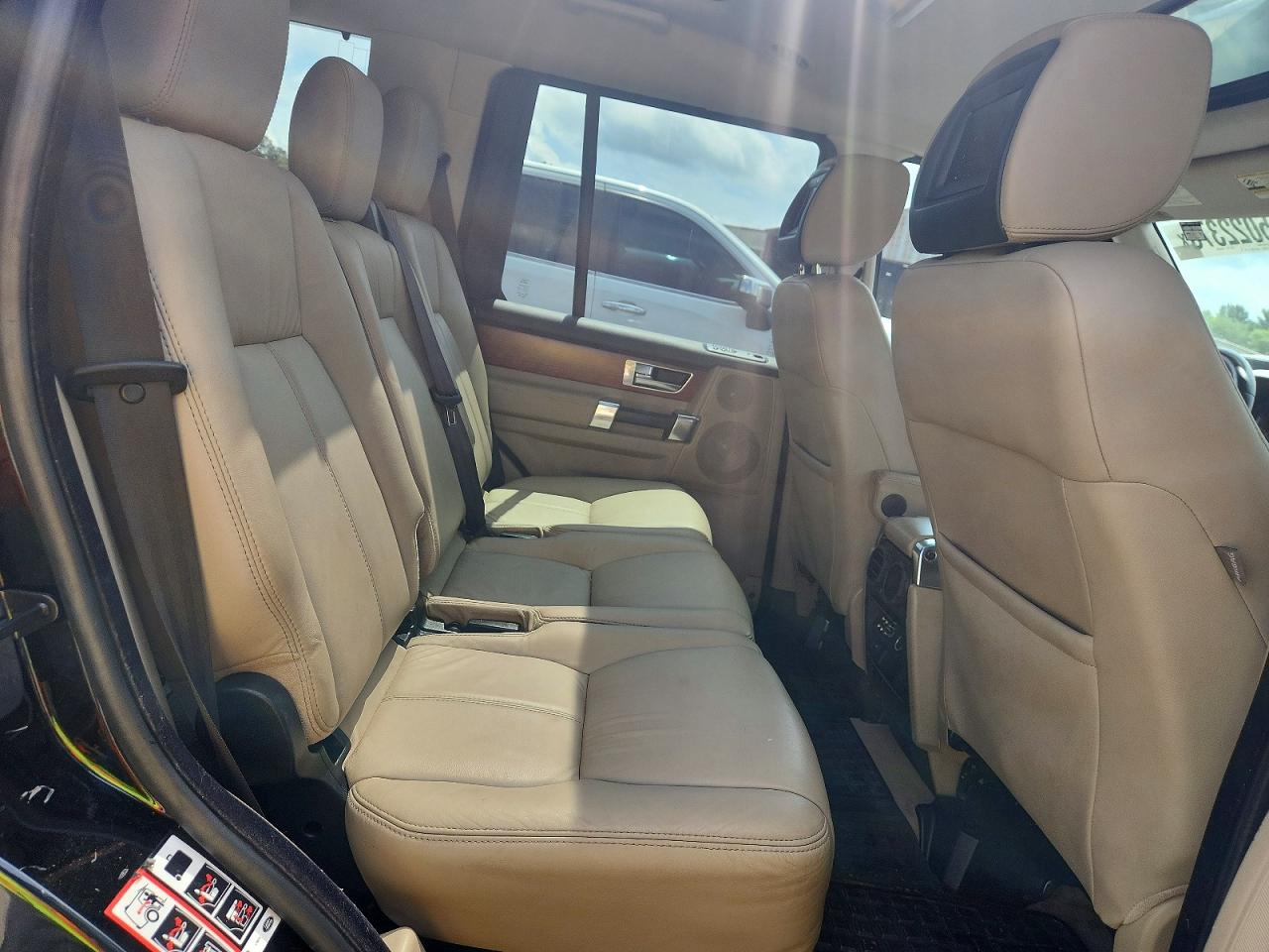 Land Rover LR4
