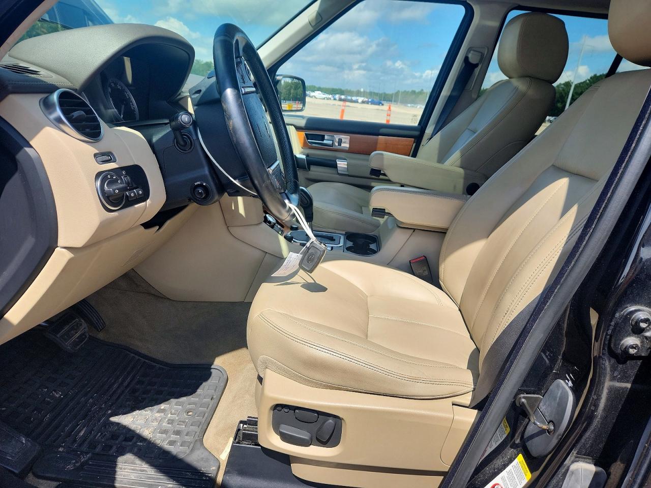 Land Rover LR4