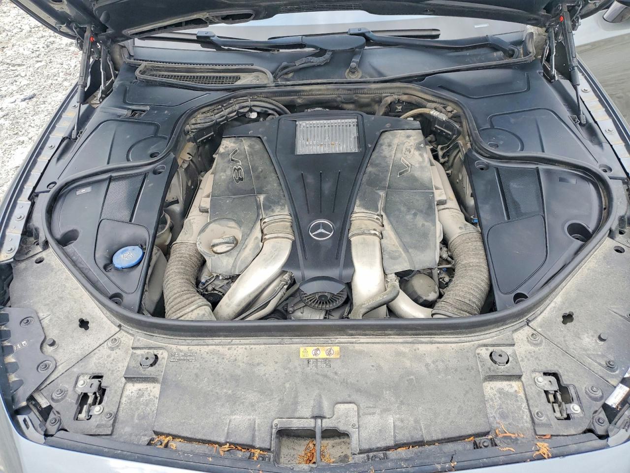 Mercedes-Benz S-Class 550