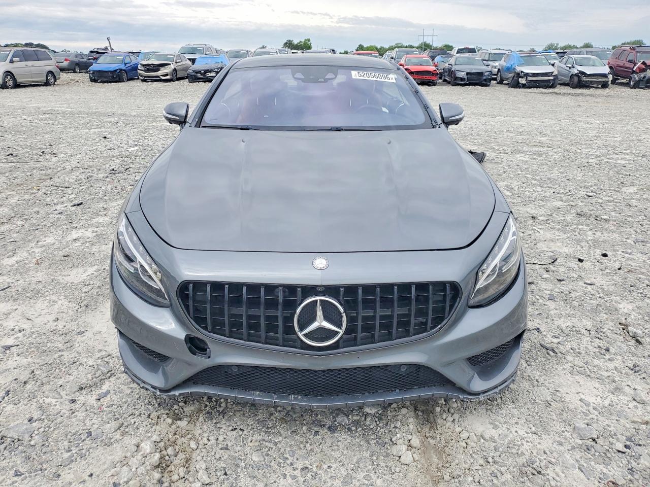 Mercedes-Benz S-Class 550