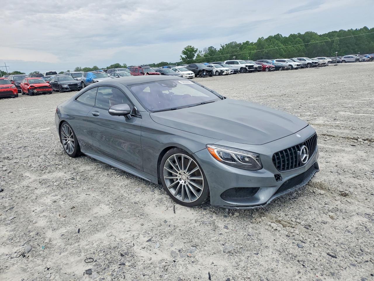 Mercedes-Benz S-Class 550