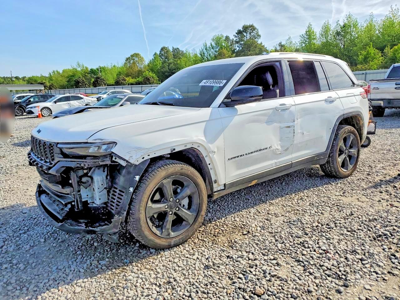 2025 Jeep Cherokee