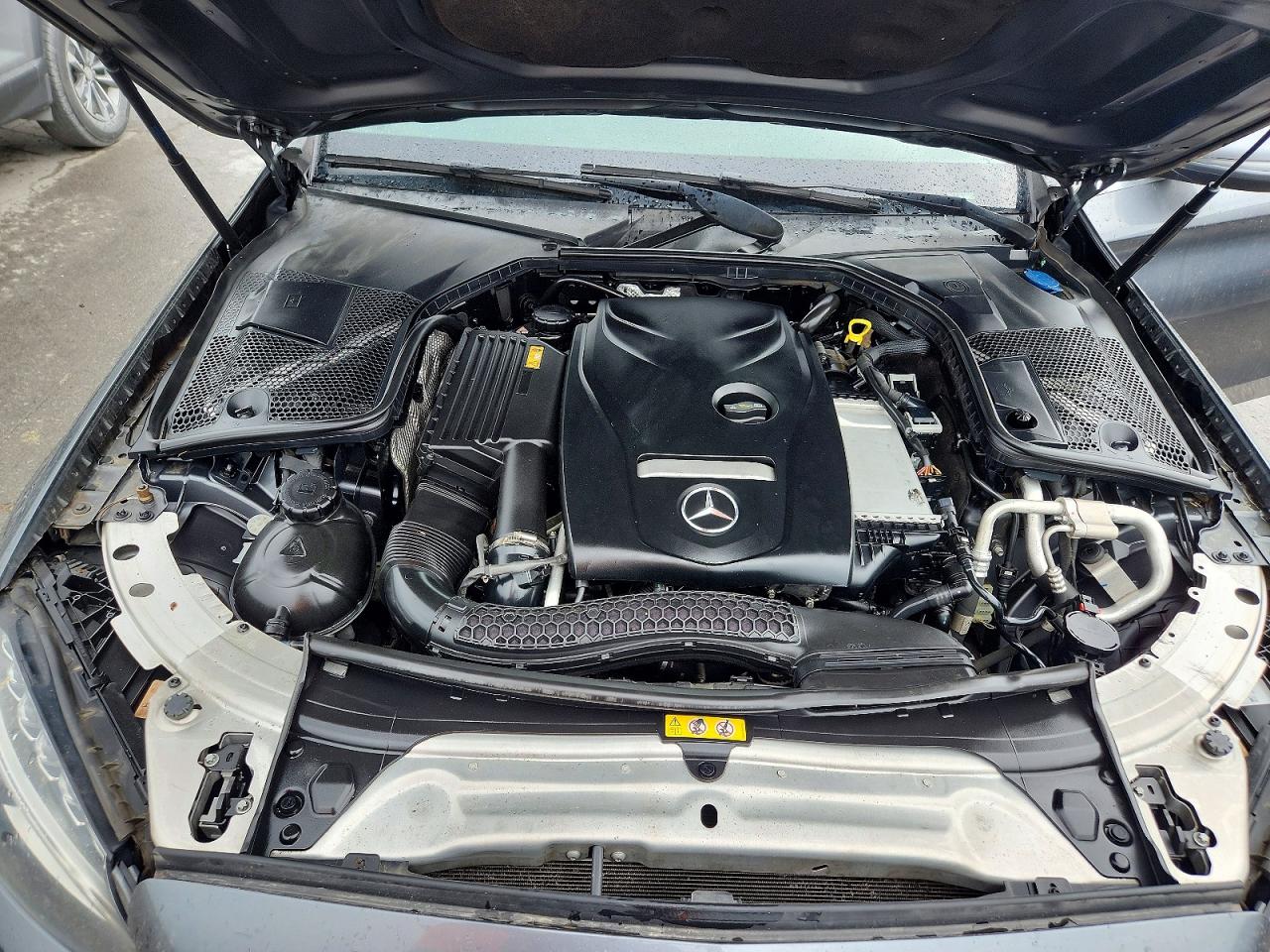 Mercedes-Benz C-Class 300