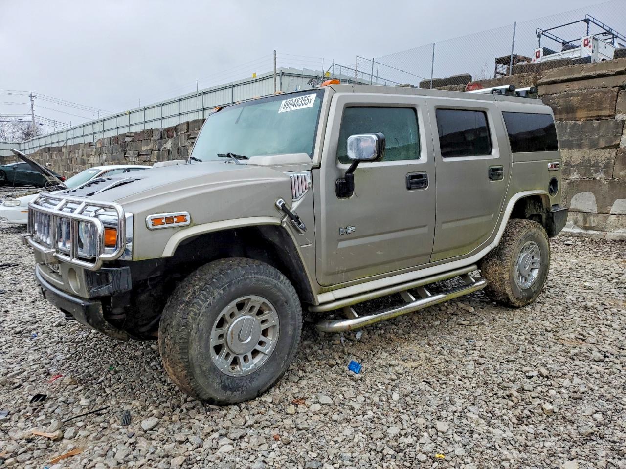 Salvage HUMMER H2 Image